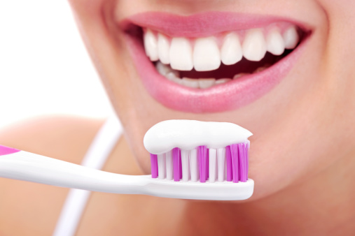Teeth Whitening: Returning your Beautiful Smile with Cosmetic Dentistry